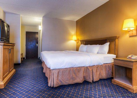 Econo Lodge Inn & Suites Norton Luaran gambar
